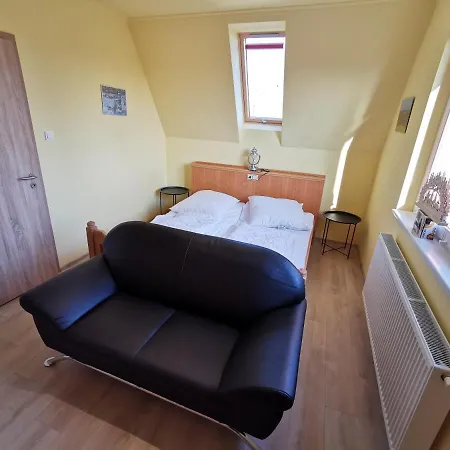 Bed & Breakfast Keresz Panzio