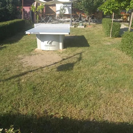 Bed & Breakfast Keresz Panzio