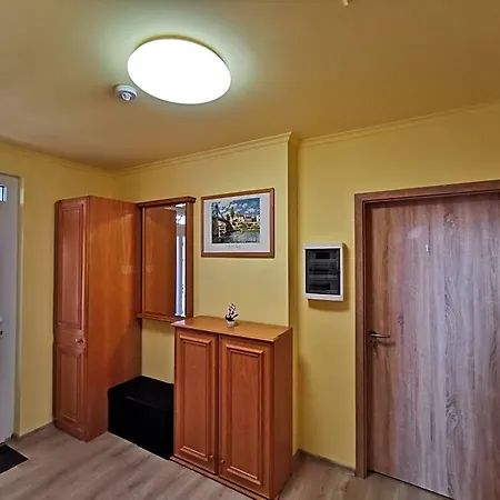 Bed & Breakfast Keresz Panzio Martely